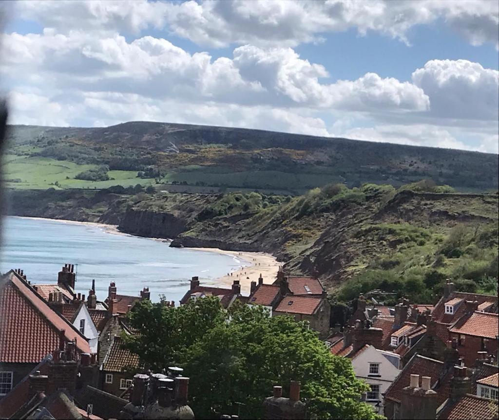 Darnholm Cottage Robin Hood's Bay Eksteriør billede